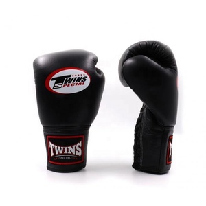 Guantes de entrenamiento de Muay Thai profesionales hechos a medida para gemelos, color personalizado, cuero genuino de vaca, guantes de sparring con cordones. - Product Image 2