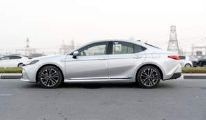 2025 Toyota Camry Lumière 2.5L FWD 4 cylindres Hybride Essence Automatique Berline Hybride - Product Image 6