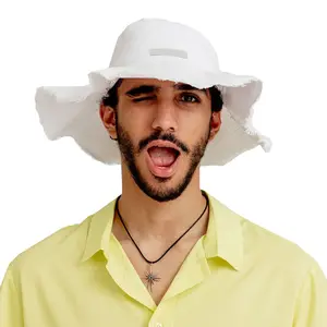Großhandel 100 % Baumwolle Leinwand Unisex weiß Floppy-Hut mit gewebtem besticktem Etikett zu verkaufen individuelle Eimerhüte