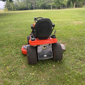 Tractor Cortacésped Industrial de Alta Calidad de 2 Tiempos a Gasolina con Bolsa Recolectora de Césped - Product Image 2
