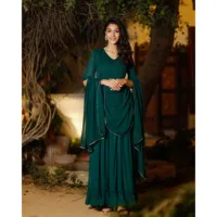 Gaun Malam Model Ball Gown Inayaat Satin Georgette Vintage Beraplikasi Lengan Panjang Warna Hijau dengan Payet Model Trumpet dan Kerah Sweetheart Tinggi