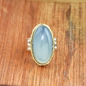 Bague Aqua Calcédoine Argent Sterling 925 Longue Pierre Ovale Deux Tons Floral Gravé Bande Anniversaire Cadeau Bague pour Femme - Product Image 1