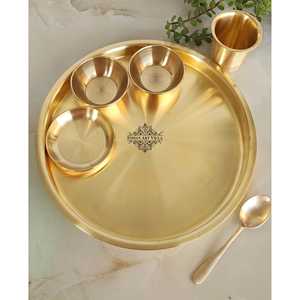 Juego de Vajilla de 6 Piezas de Latón Puro con Diseño Chino Tradicional, Acabado Dorado Mate en Relieve, Vajilla de Lujo Duradera - Product Image 2