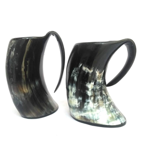 Mug en corne de buffle de qualité supérieure, nouveaux artisanats, vaisselle haut de gamme, mugs en corne viking incurvés indiens avec poignée - Product Image 2