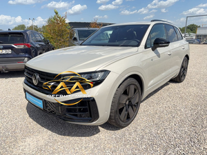 Volkswagen Touareg 2024 SUV Automatique Essence Turbo Phares LED Intérieur Cuir Toit Panoramique Jantes Alliage R20 - Product Image 3