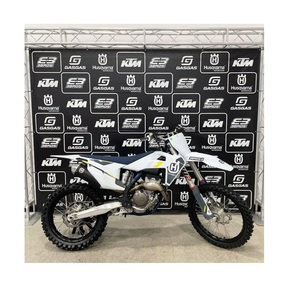 Motocicleta Husqvarna FC 250 de cross usada, año 2018 - Product Image 1