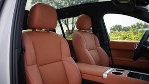 Nuevo Certificado, Cero Kilometraje/Kmh, Impecable y Elegante Liixanng L6 Max 2025 Blanco, SUV de Lujo Híbrido (Gasolina/Eléctrico) de 1.5 L - Product Image 3
