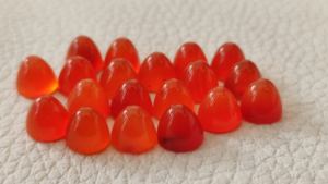 Vente en gros directe d'usine de cabochon de cornaline orange élégante pierre précieuse de quartz naturel pierres précieuses en vrac en forme de balle lisse - Product Image 5