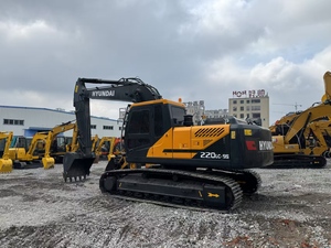 Excavatrice Hyundai 220-9S d'occasion, moteur Cummins, hydraulique Kawasaki, moteur 22 tonnes 112 kW, produit de haute qualité en bon état - Product Image 2