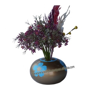 Vase à fleurs en métal aluminium avec fleur pour la décoration de la maison, simple et créatif, moderne et bicolore - Product Image 6
