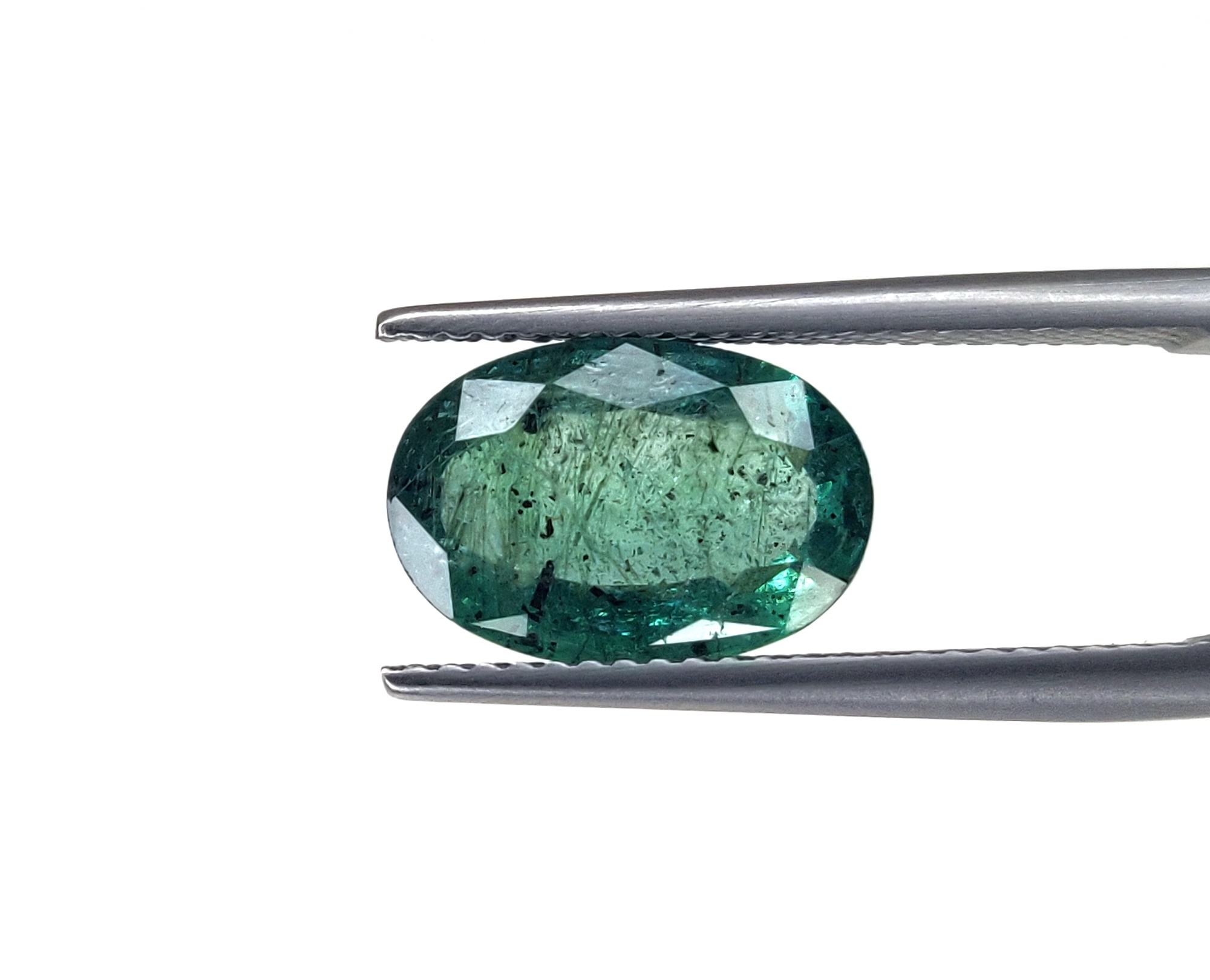 สีเขียวอ่อน