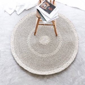 Tapis rond en 100% d'herbe de mer naturelle pour la décoration de la maison fait à la main au Vietnam - Product Image 2