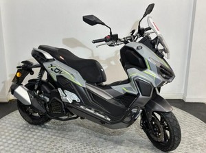 Nouvelle moto Lexmoto XDV 125 CVT Euro 5 125cc-Option de livraison porte à porte disponible! 2 ans de garantie! - Product Image 2