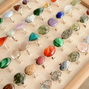 Vente en gros de bagues fines en argent sterling 925 fabriquées à la main avec cabochon de pierres précieuses naturelles - Product Image 2