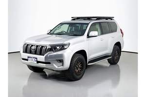 Toyota Land Cruiser Prado 2022, SUV con Caja de Cambios Manual, Tracción en las Cuatro Ruedas, Asientos de Cuero, Motor de 8L, Neumáticos R20, Entrega Inmediata - Product Image 6