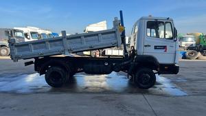Camion tracteur Mercedes-814 1994 4X2 Diesel Transmission manuelle Direction à gauche Euro 6 Neuf Transport minier 251-350 ch 11-20T - Product Image 3