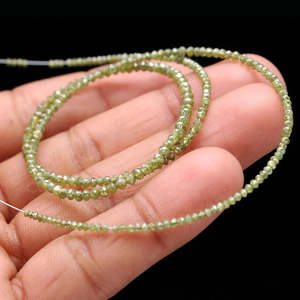 Diamantes Sueltos Naturales Facetados en Forma de Rondelle, Color Verde Papagaio, de 1.6-2.2 mm, Corte Excelente Tipo Cojín, Claridad VS2 - Product Image 3