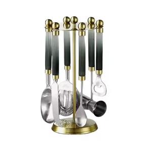 Elegante Juego de Herramientas de barra con mangos negros, detalles dorados y cabezales plateados para fiestas en casa y mixología, venta al por mayor de India - Product Image 1