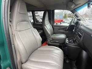 รถเชฟโรเลต เอ็กซ์เพรส 3500 LS รุ่นปี 2019 แบบขยายพื้นที่บรรทุก ขับเคลื่อนล้อหลัง เครื่องยนต์ V8 เกียร์อัตโนมัติ เป็นที่ต้องการอย่างมาก - Product Image 3