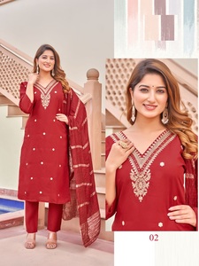 Conjunto Kurti de bordado y trabajo hecho a mano romano pesado para mujer multicolor y Dupatta - Product Image 6