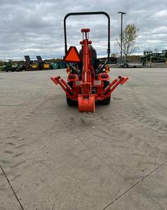 รถแทรกเตอร์ขนาดเล็กคูโบต้า BX23S |   รถแทรกเตอร์ขนาดเล็ก 23 แรงม้า ขับเคลื่อน 4 ล้อ เครื่องยนต์ดีเซล พร้อมที่ตักด้านหน้าและรถขุดด้านหลัง - Product Image 1