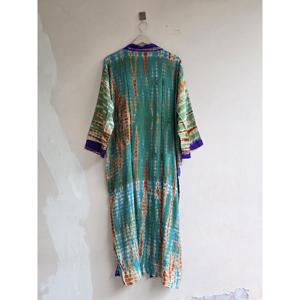 Kimono Maxi de Crepé Tie-Dye con Bolsillos, Tipo Bata de Seda para Cubrir el Traje de Baño - Product Image 3