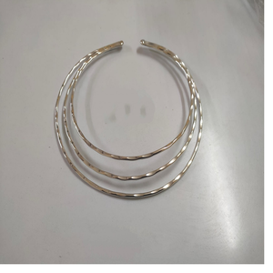 Chokers en métal en laiton martelés ou gravés exclusivement conçus et bien conçus, idéaux pour les créateurs de bijoux de mode pour la revente - Product Image 1