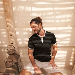 Camiseta Unisex Ultifresh de Manga Corta, Lavada, Ecológica, de Corte Regular, Tejido de Punto Sólido, Poliéster/Algodón, Doble Pique Ace - Product Image 2