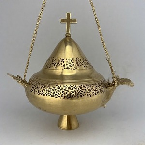 GraceSmoke DivineFume Celestial Aura Brûleur d'encens suspendu en laiton Finition antique Encensoir pour les rituels d'église et le culte sacré - Product Image 2