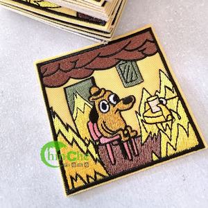 Venta caliente This Is Fine <span class=keywords><strong>Meme</strong></span> Dog Parche bordado personalizado con hierro en el respaldo para KC Green - Product Image 2