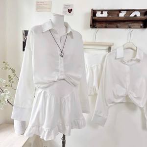 Conjunto de Dos Piezas OEM para Mujer, Blusa Blanca de Manga Larga con Cuello Cruzado y Falda con Volantes - Product Image 5