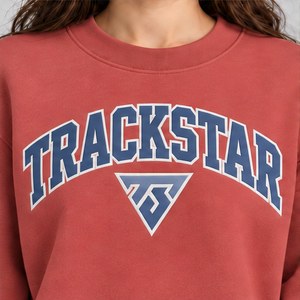 Sweat-shirt à col rond pour femme, couleur rouge brique unie, style varsity, manches longues, personnalisable, Trackstar OEM, marque privée - Product Image 4