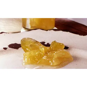 सफेद तरबूज Mostarda: इतालवी फल, सही मसालेदार मसाला charcuterie की चीज के साथ उपयोग करने के लिए और एक प्लेट