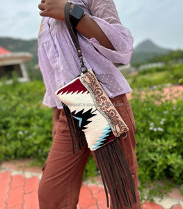 Nueva Manta con sillín de estilo occidental, bolsos de cuero con herramientas, bolsos cruzados de cuero azteca de alta calidad, bolsos multicolores Vintage - Product Image 3