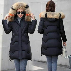 Veste longue matelassée imperméable et coupe-vent en polyester pour homme et femme, idéale pour le snowboard, vente en gros, personnalisable, chaude, pour l'hiver - Product Image 2