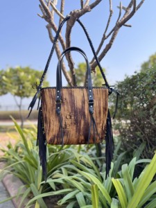 Sac fourre-tout en cuir de vachette véritable de haute qualité pour femmes, avec franges faites à la main, bandoulière style western, sac en cuir véritable pour filles - Product Image 2