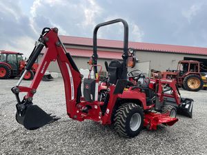 2023 Massey Ferguson GC1725M Alta calidad 4WD Tractor agrícola Retroexcavadora Cargador frontal con cortacésped disponible para la venta - Product Image 6