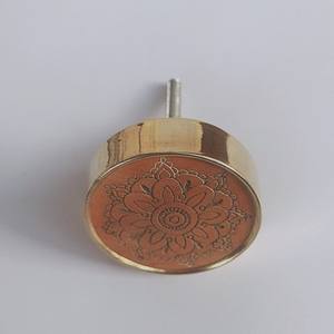 Poignées de porte en laiton décoratives faites à la main indiennes et boutons de tiroir d'armoire quincaillerie fantaisie pour la cuisine - Product Image 4