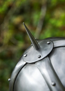 Casque Viking Fait Main en Métal, Coiffe de Style Nordique Classique pour Collection, Décoration de Musée, Spectacles Théâtraux, Vente en Gros - Product Image 6