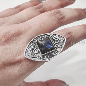Anillo de Plata de Ley 925 con Labradorita Natural, Piedra de Nacimiento Genuina, Joyería Hecha a Mano, Estilo Cóctel, Ideal para Navidad - Product Image 5