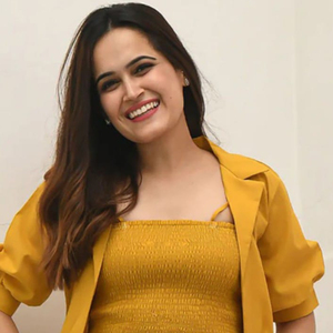 Novedades Pantalones cortos amarillos de algodón con camisa Traje para mujer y Niña - Product Image 1