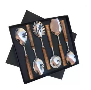 Juego de servidor de ensalada de acero inoxidable de gran venta con mango de madera Cucharas de servicio premium Tenedores para cocina Comedor y fiesta - Product Image 1
