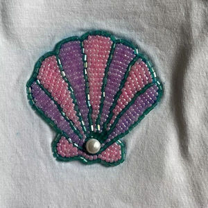 Llavero de Moda con Inicial C Bordada en Cuentas de Semillas a Cuadros Rosa y Blanco, Cierre de Metal Dorado Hecho a Mano, Adorno para Bolso, Regalo Decorativo - Product Image 3