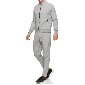 Vente en gros Ensemble de jogging à capuche en éponge française poids lourd Ensemble de sweat-shirt et pantalon de survêtement unisexe personnalisé et confortable pour hommes et femmes - Product Image 4