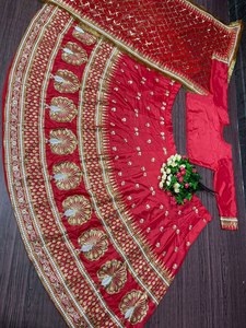 DESIGNER MARIAGE BRODERIE SEQUNCE WORK LEHENGAS CHOLI AVEC DUPATTA - Product Image 5