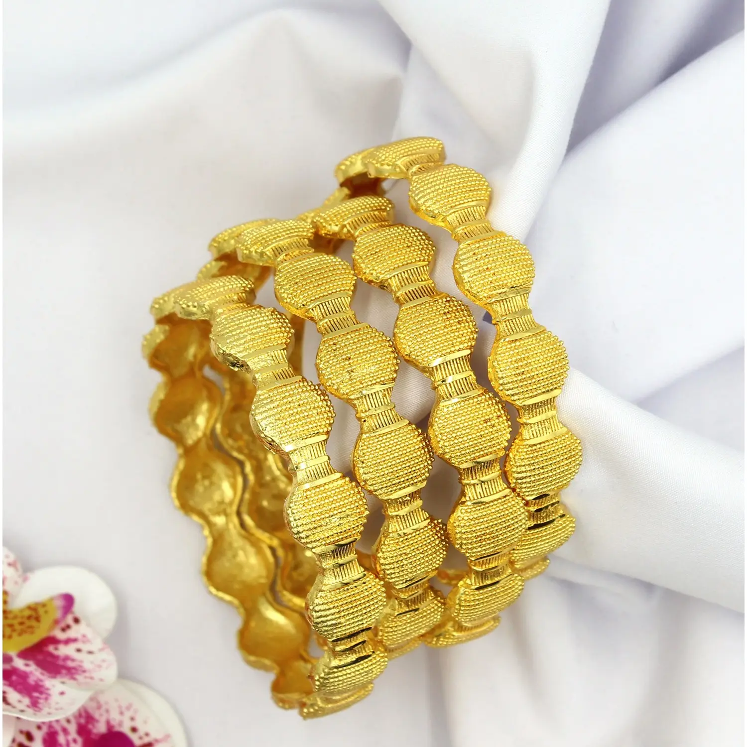 Moda takı bileklikler bilezikler tasarımcı altın kaplama kadınlar için Trendy saf pirinç hint bilezik seti Dubai mücevherat