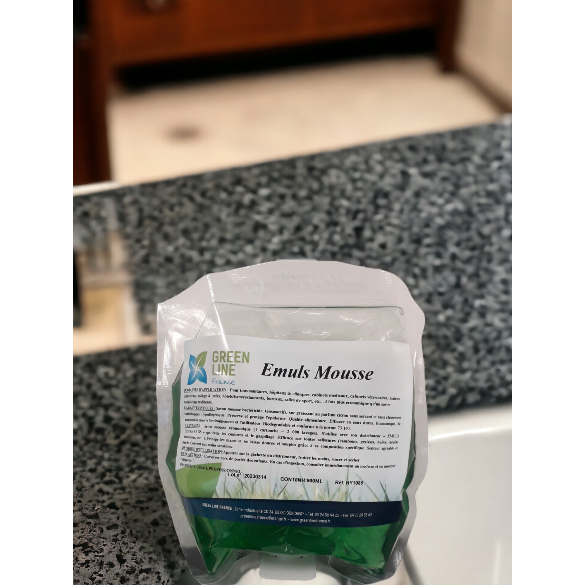 900ML Emuls Mouss Pocket Hand Wash Product