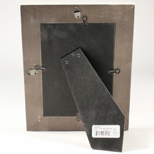 Cadre photo en bois naturel au design simple avec surface polie utilisé pour encadrer les photos de bébé et les souvenirs de voyage pour la vente à l'exportation - Product Image 3