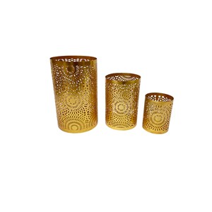 Vente en gros Bougeoir en métal en forme de cylindre fait à la main avec un design vintage pour hôtels et restaurants pour décorations de Noël - Product Image 3