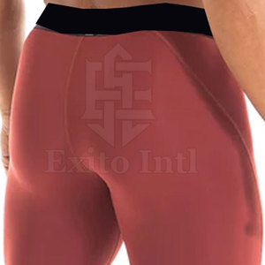 Shorts de Compression Homme Personnalisés de Haute Qualité pour Sport et Fitness, Taille Élastique, Longueur Genou, Respirants, Style Décontracté Urbain - Product Image 4